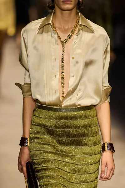 Look 127